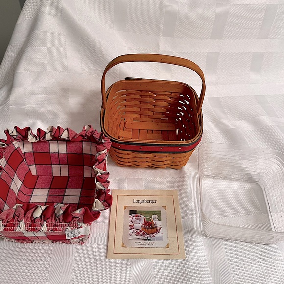 Longaberger Dining Vintage 20 Longaberger Strawberry Basket Poshmark